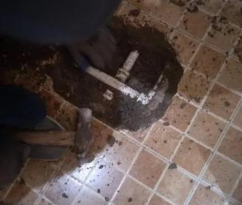 厦门市卫生间漏水维修公司为您分享下卫生间渗水如何处理及注意事项